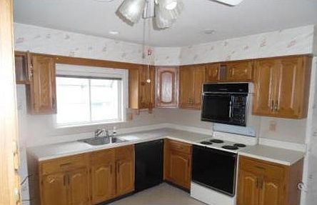 2nd image of 4A Rutherford Hayes Dr