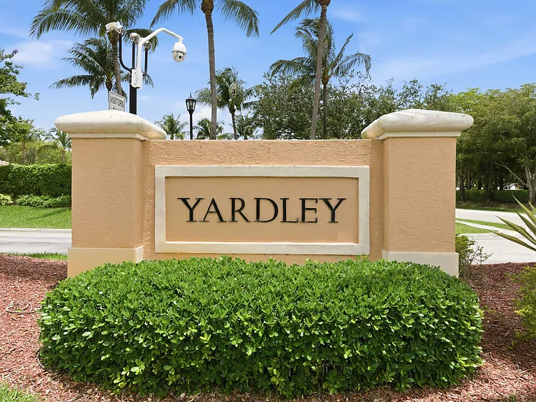 7765 Yardley Dr #107 — Photo 37