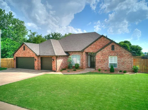 2900 Sterling Dr, Edmond, OK 73012
