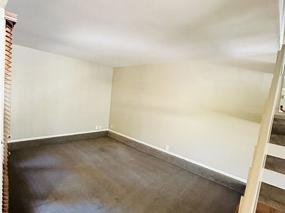 4th image of 5661 N 79th St Unit 3