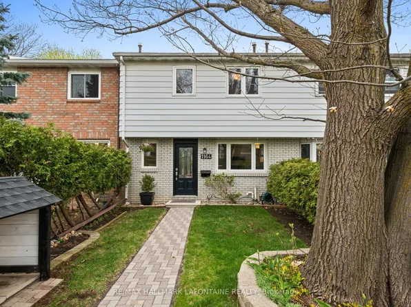 1164 Morrison Dr, Ottawa, ON K2H 7L3