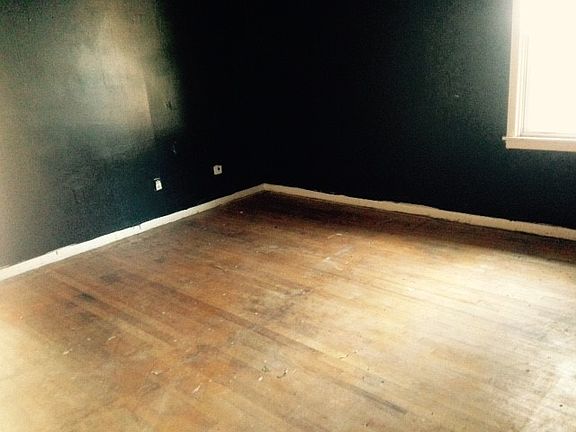 5th image of 741 Peake St