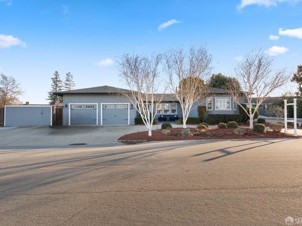 260 Donald Dr, Hollister, CA 95023