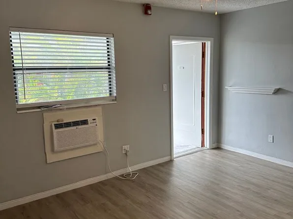 865 5th Ave N, 865 5th Ave N APT 12, Saint Petersburg, FL 33701