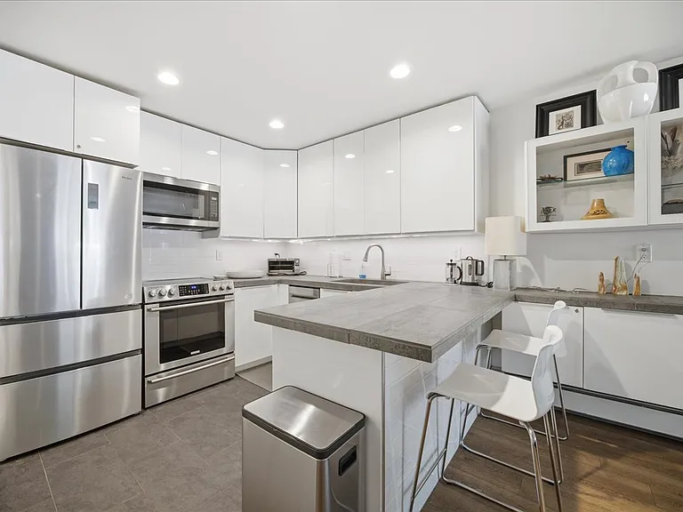 1040 Vail View Dr #308 — Photo 10