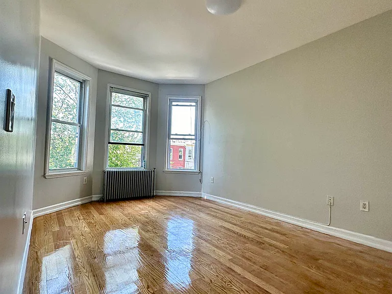 223 Covert St #3 — Photo 6