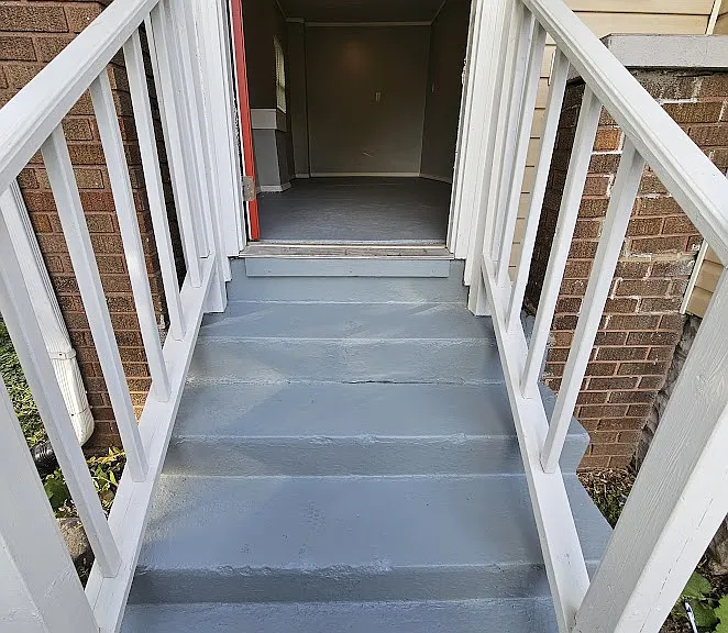 417 S Spencer Ave — Photo 3