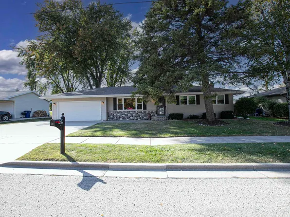 105 Fillmore St, Kaukauna, WI 54130