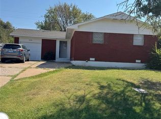 1721 NW 49th St, Lawton, OK 73505
