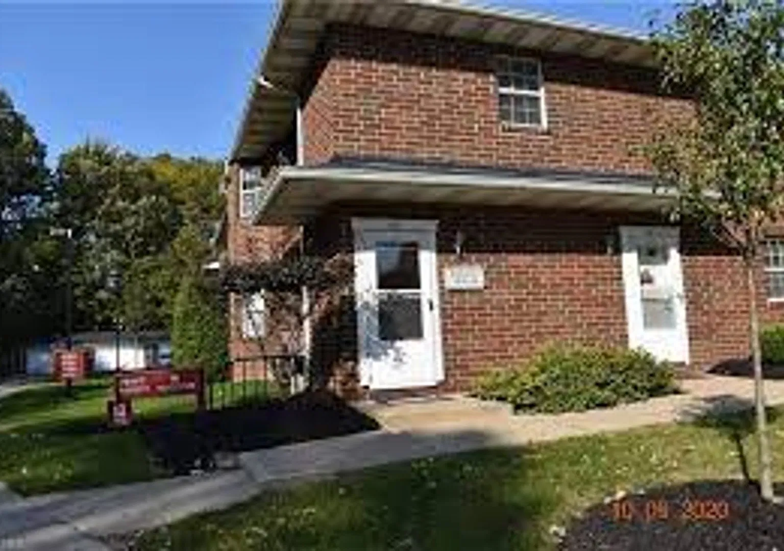 2 Bedroom, 2 Bath Broadview Heights — Photo 1