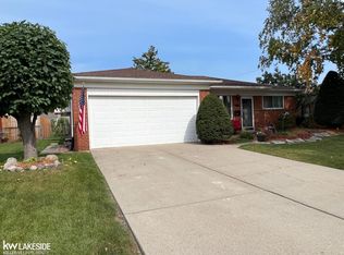 4759 Hayman Dr, Warren, MI 48092