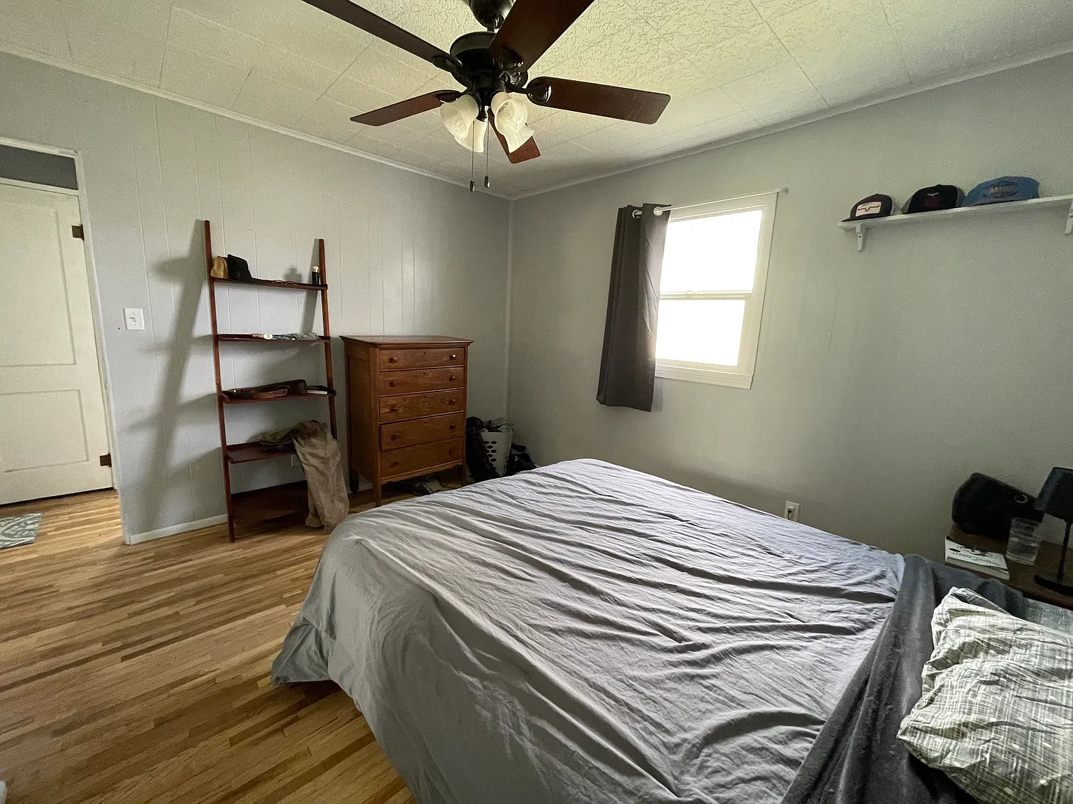3 bed, 825 sqft, $1,395 — Photo 4
