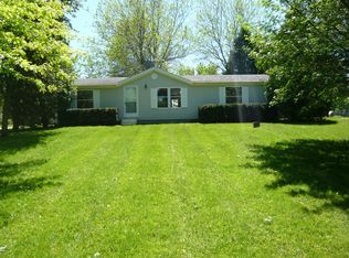637 Jonesville Rd, Coldwater, MI 49036