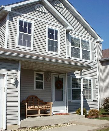 2nd image of 4221 Carrington Ln