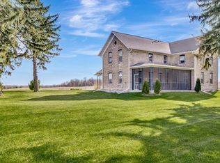891 Kettle View Dr, Kewaskum, WI 53040