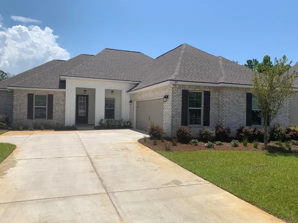 105 Flora Ln, Freeport, FL 32439
