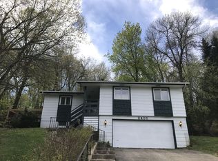 3405 Brookview Dr, Burnsville, MN 55337