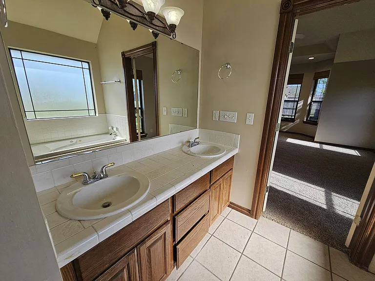13 NW Havenshire Cir — Photo 21