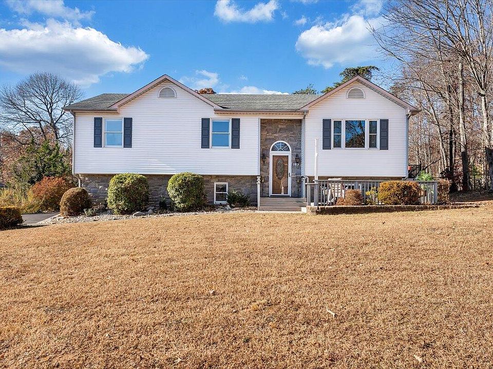1st image of 109 Barrington Ct