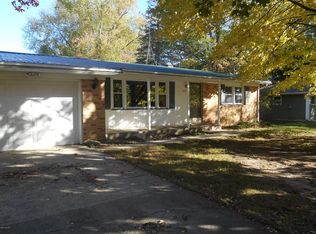 224 Westwood Ave, Fremont, MI 49412
