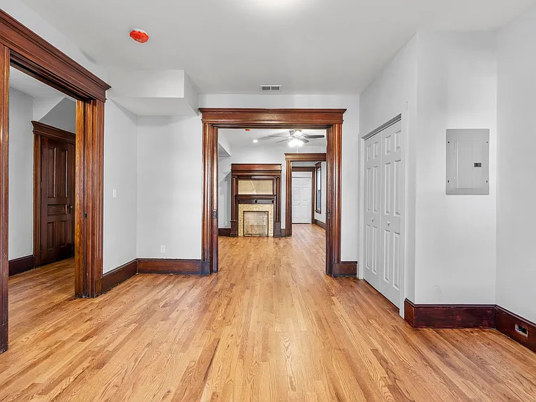 548 Ferry St #1 — Photo 10