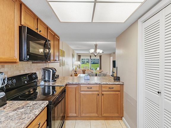 2nd image of 909 Santa Rosa Blvd Unit 118