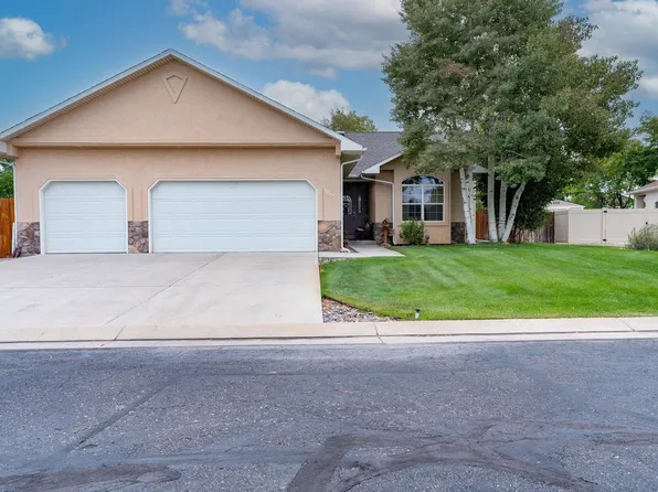 204 1/2 Chipeta Pines Ct, Grand Junction, CO 81503