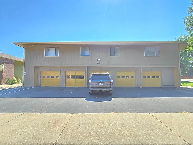 1150 Bacchus Dr #B — Photo 18