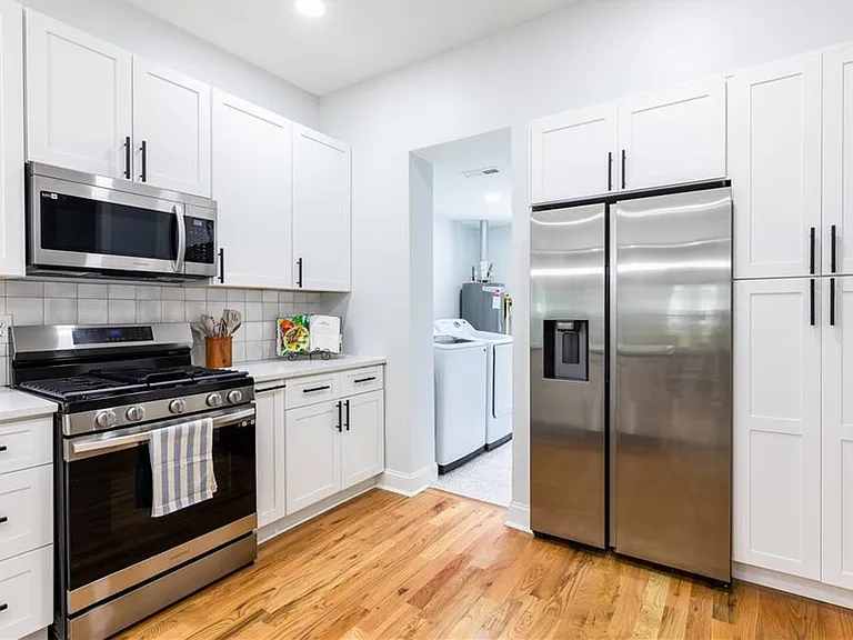 3320 Sims St — Photo 9