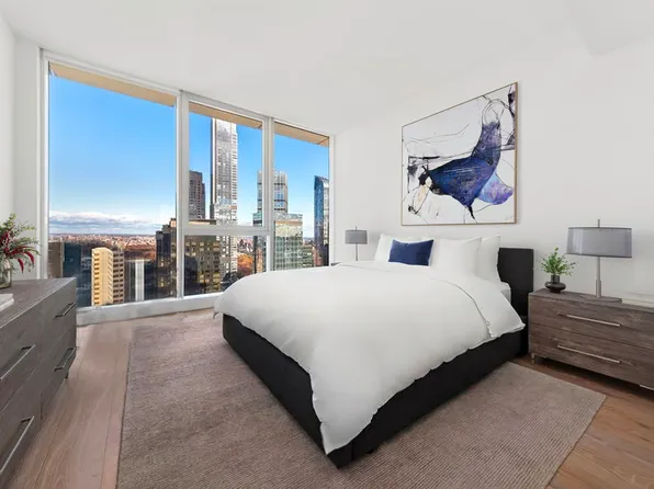 242 West 53rd Street image 9 of 17