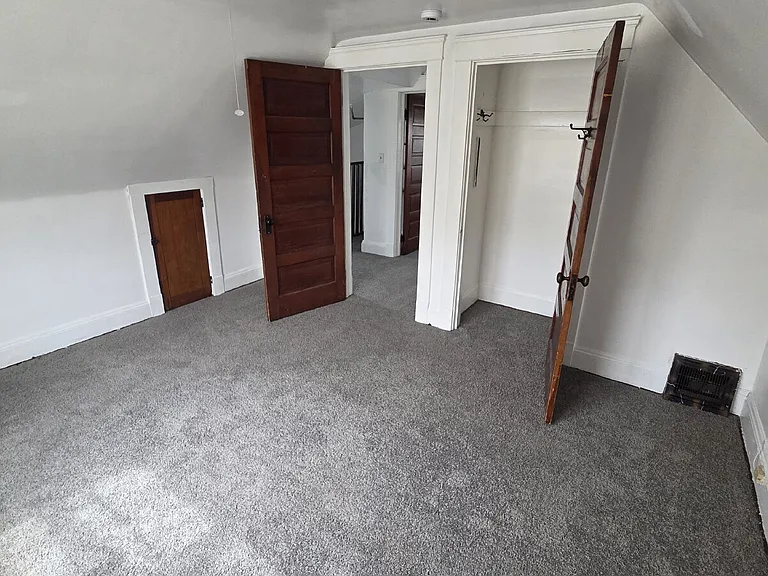 16301 Huntmere Ave #2 — Photo 11