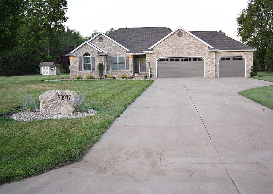 1st image of 70937 Kristy Ln