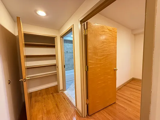 Rented by Koriny NYC LLC | media 9