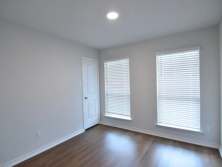 5501 Shire Dr — Photo 11