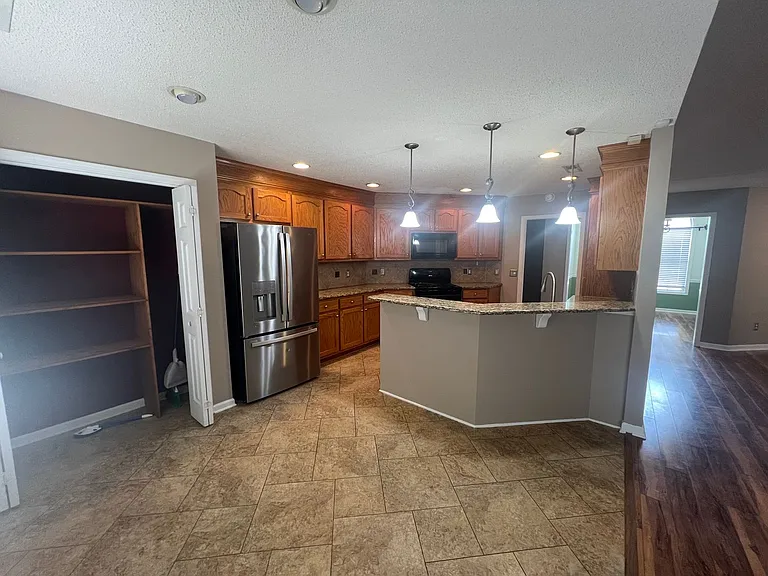 6770 Jj Roberts Dr — Photo 6