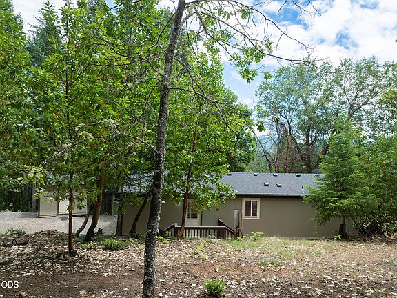 3rd image of 308 Limpy Creek Rd