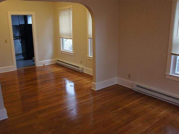 Hardwood Foors Throughout