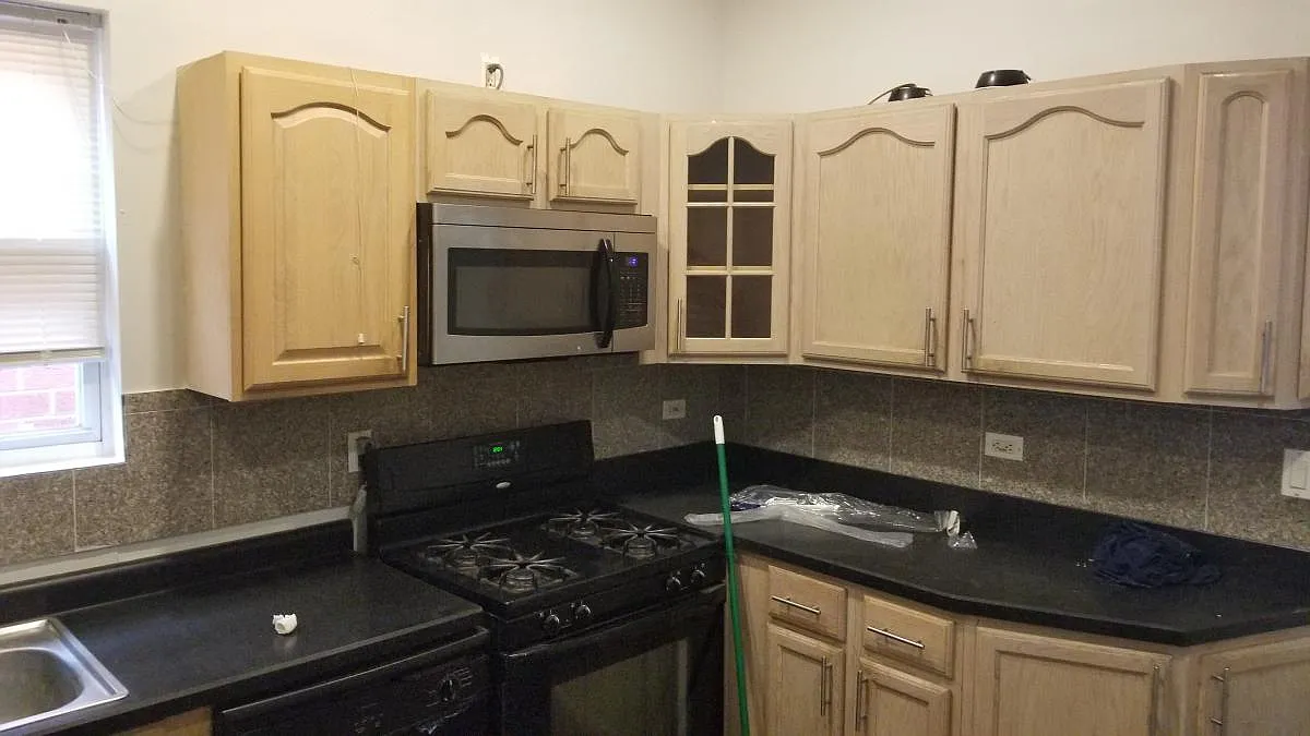 2531 W Flournoy St — Photo 3