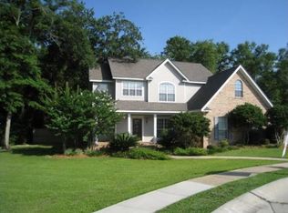 203 Rue St, Ocean Springs, MS 39564