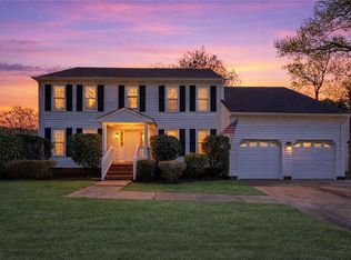 1448 Round Hill Dr, Virginia Beach, VA 23456