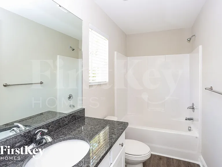 2031 Samantha Dr — Photo 13