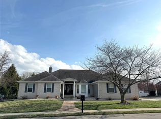 501 Deer Creek Rd, O'Fallon, IL 62269