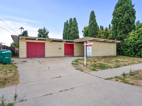 3510 Las Vegas Dr, Oceanside, CA 92054