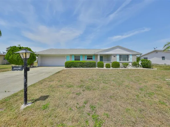 1809 Haverford Ave, Sun City Center, FL 33573