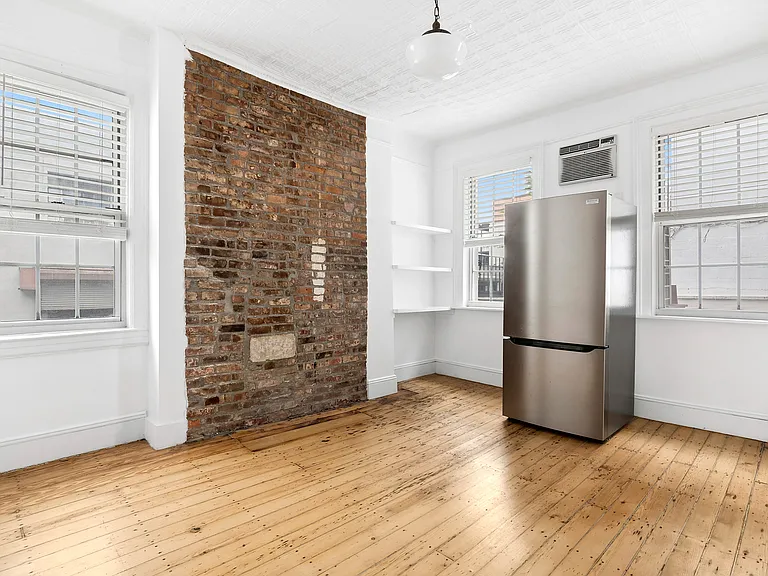 253 Wythe Ave #2 — Photo 6