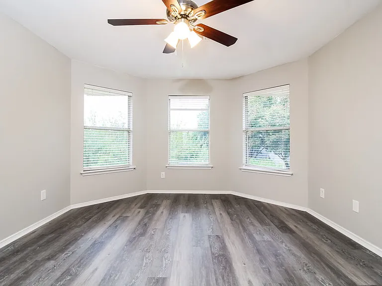 809 Pace Dr — Photo 11