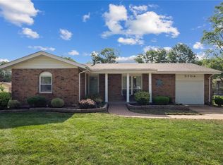 5704 Huntsport Rd, Saint Louis, MO 63129