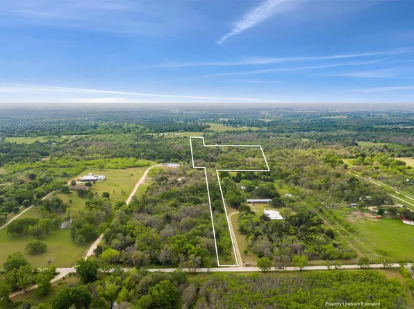 Tumbleweed Trl, Dale, TX 78616