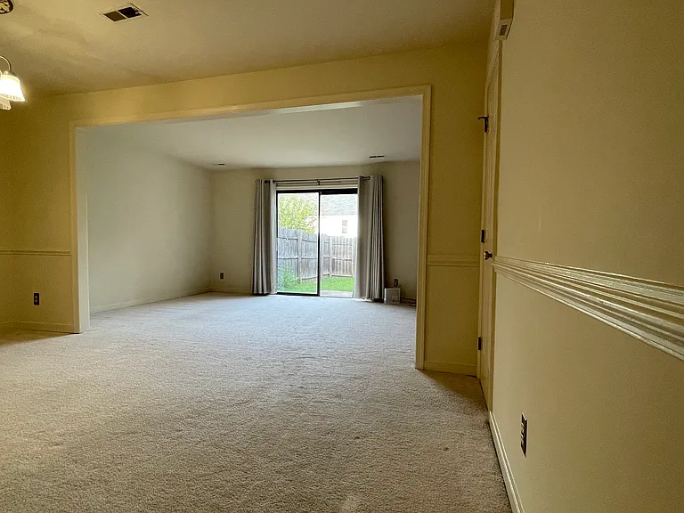 8703 Hermitage Trace Ct — Photo 4