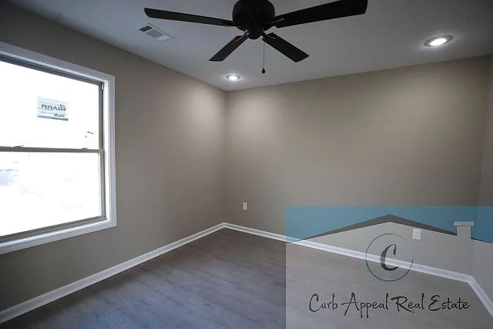 1702 Bittle St #B — Photo 9